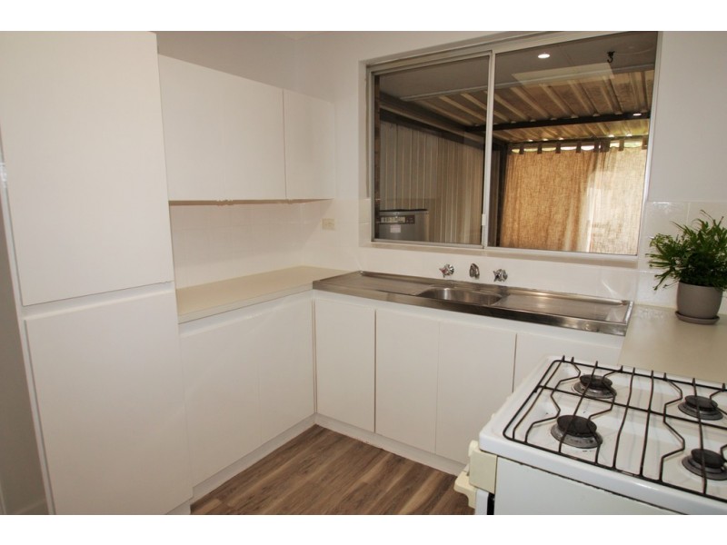 24 Garden Road, Spearwood WA 6163