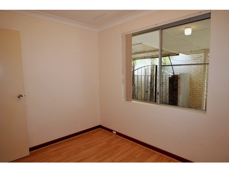 24 Garden Road, Spearwood WA 6163