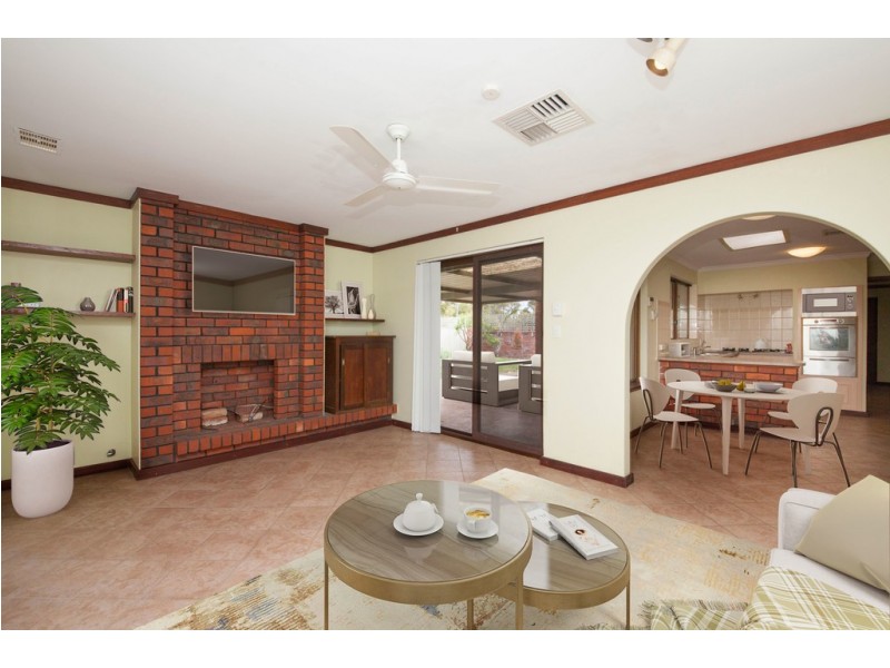 62 Sussex Street, Spearwood WA 6163