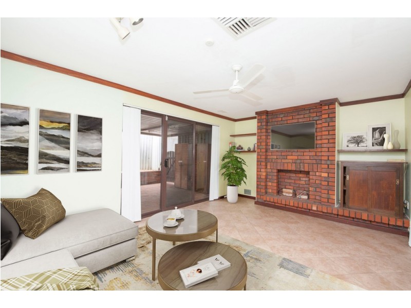 62 Sussex Street, Spearwood WA 6163