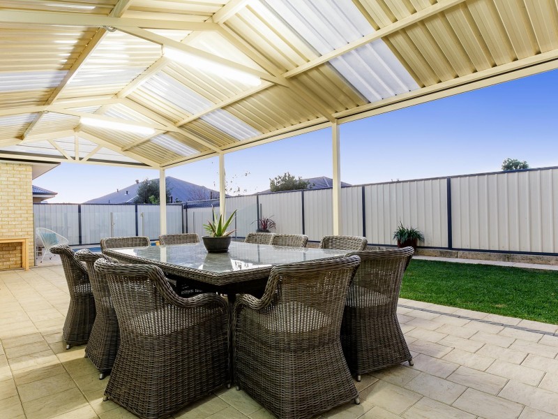 364 Wentworth Parade (600m2 block), Success WA 6164