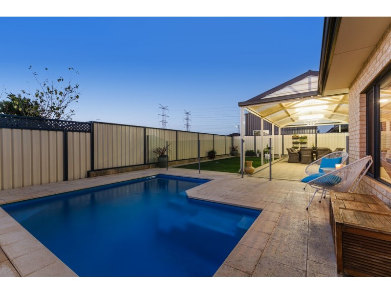 364 Wentworth Parade (600m2 block), Success WA 6164