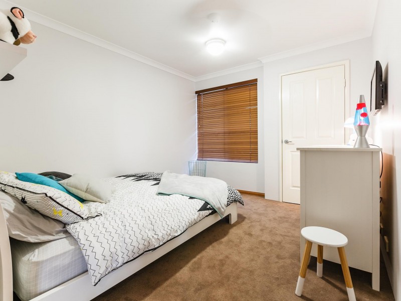 364 Wentworth Parade (600m2 block), Success WA 6164