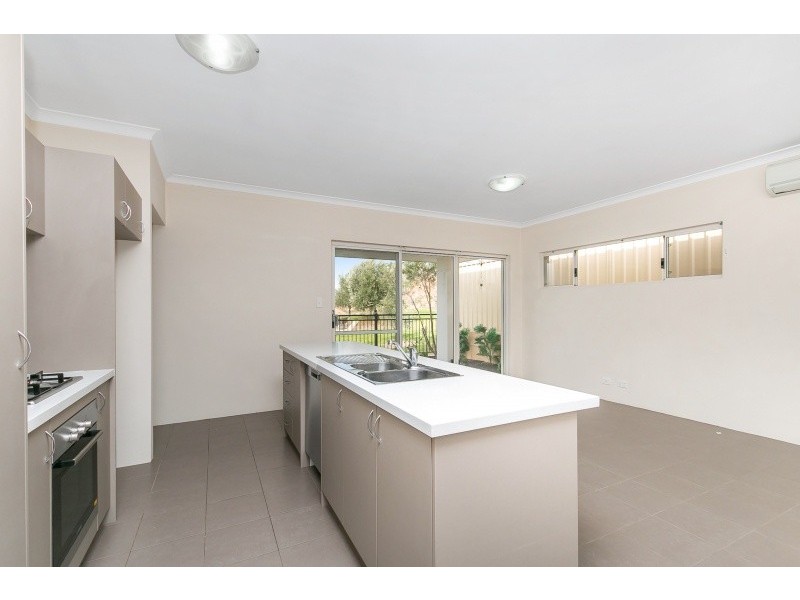 2/9 Desertpea Road, Beeliar WA 6164