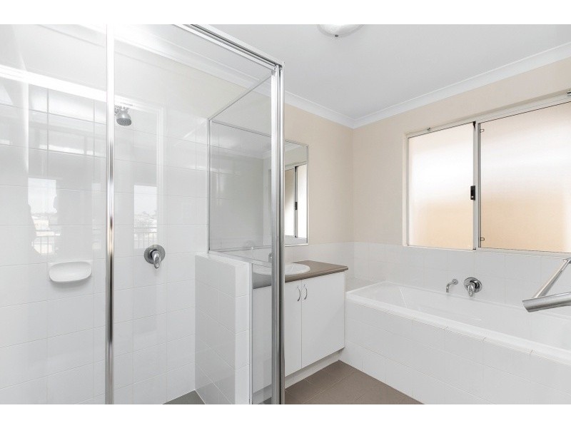 2/9 Desertpea Road, Beeliar WA 6164