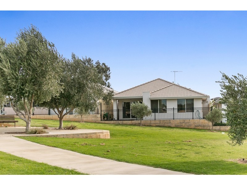 2/9 Desertpea Road, Beeliar WA 6164