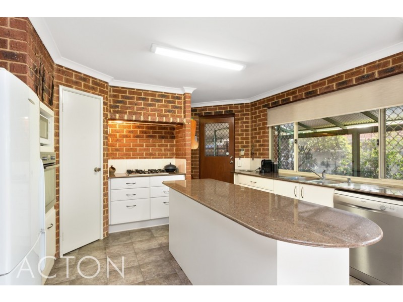 4 Etherington Avenue, Spearwood WA 6163