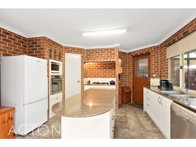 4 Etherington Avenue, Spearwood WA 6163