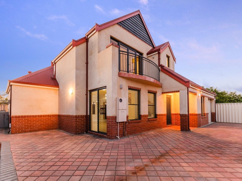 77A Gibson Street, Beaconsfield WA 6162