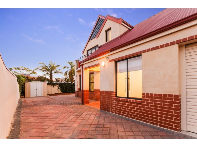 77A Gibson Street, Beaconsfield WA 6162