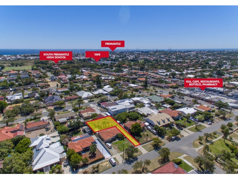 77A Gibson Street, Beaconsfield WA 6162