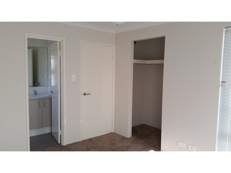 111 Broadway Boulevard, Piara Waters WA 6112