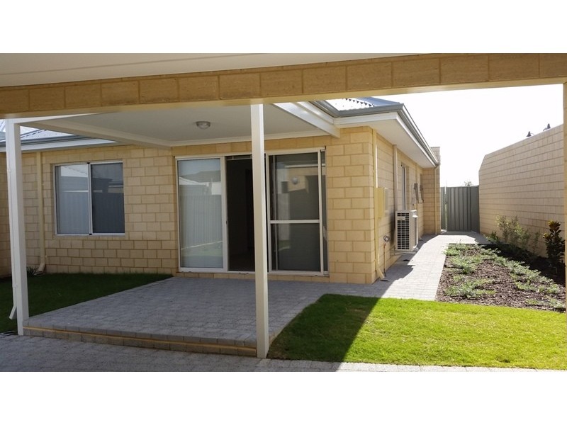 111 Broadway Boulevard, Piara Waters WA 6112