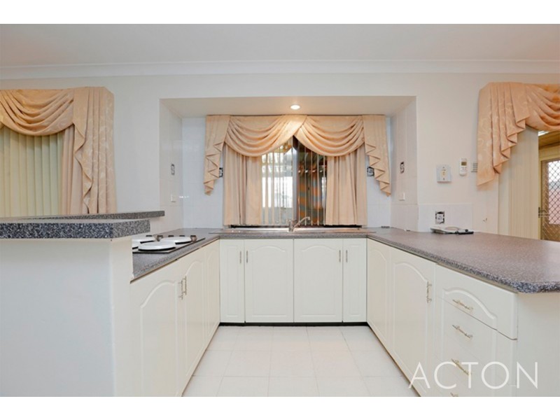 44 Ionesco Street, Spearwood WA 6163