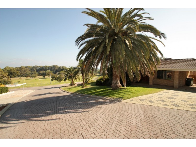 1 Howick Street, Coogee WA 6166