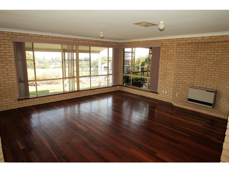 1 Howick Street, Coogee WA 6166