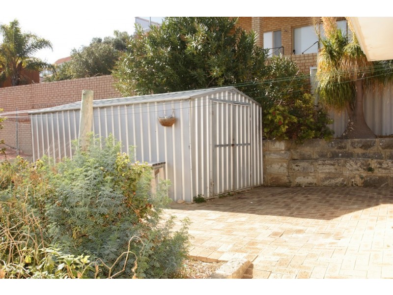 1 Howick Street, Coogee WA 6166