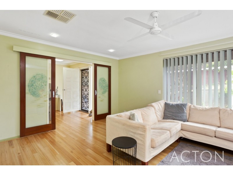 51 Orelia Avenue, Orelia WA 6167