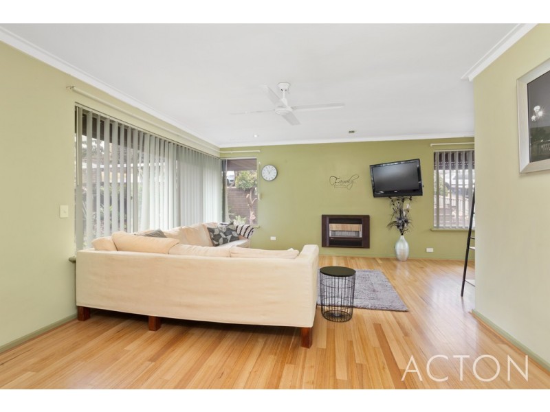 51 Orelia Avenue, Orelia WA 6167