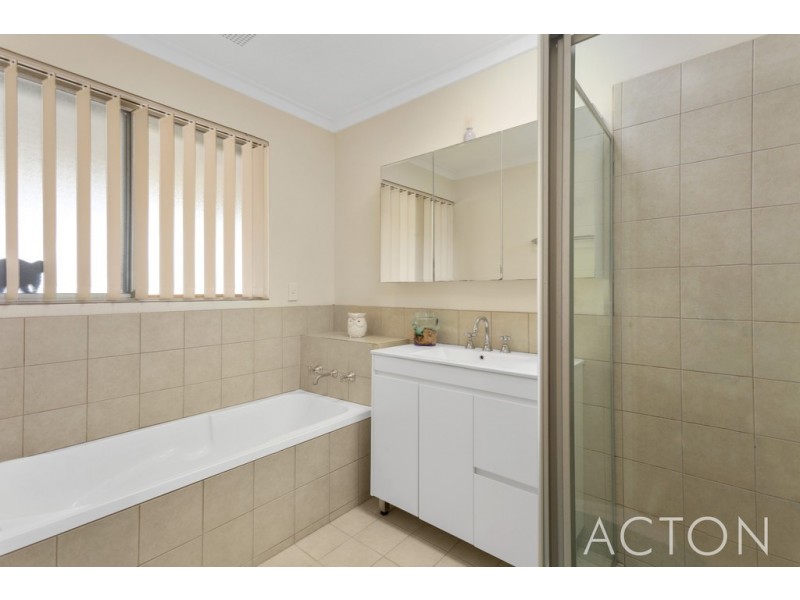 51 Orelia Avenue, Orelia WA 6167