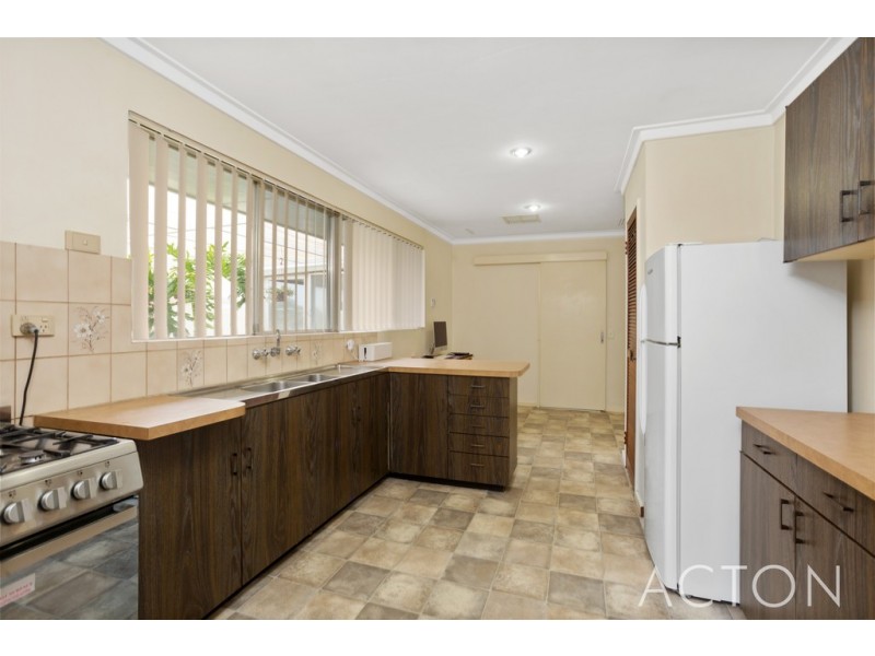51 Orelia Avenue, Orelia WA 6167