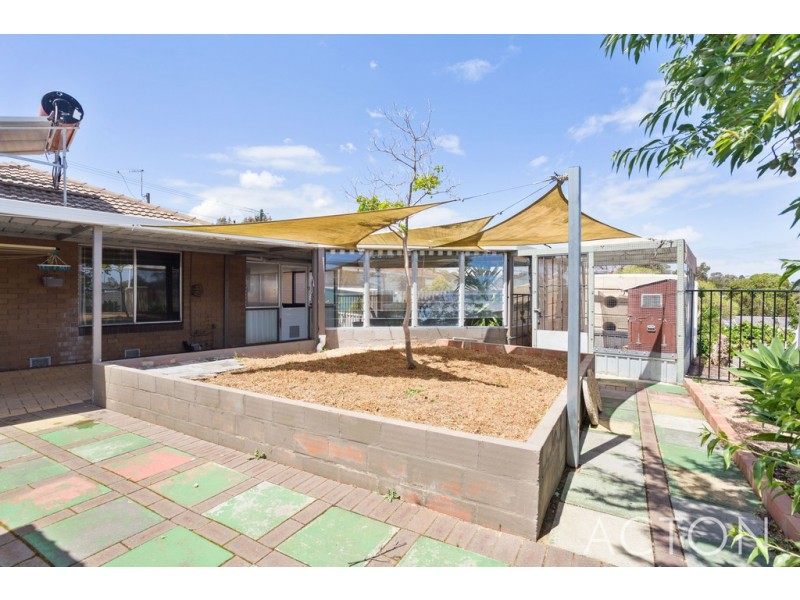 51 Orelia Avenue, Orelia WA 6167