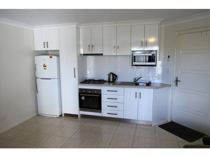 9/7 Goldsmith Road, Spearwood WA 6163