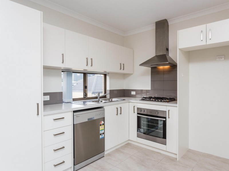 3/13 Scales Way, Spearwood WA 6163