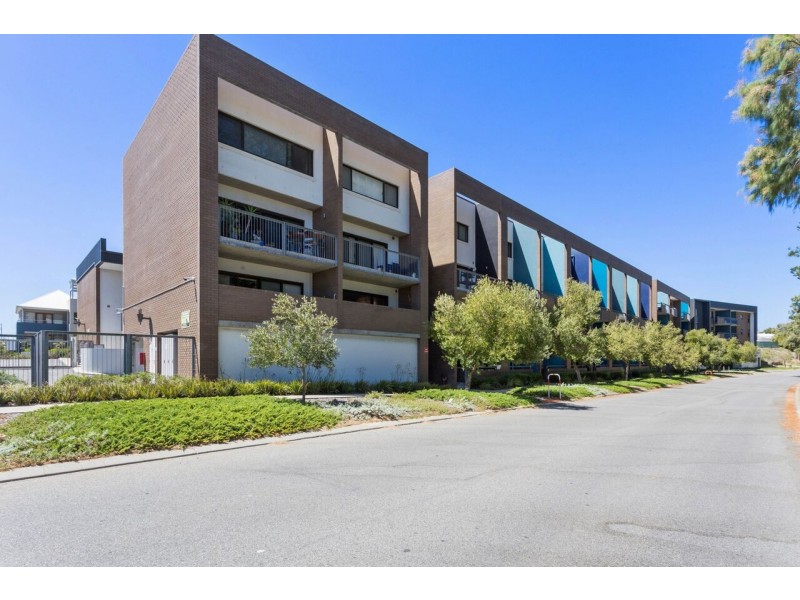 15/59 Breaksea Drive, North Coogee WA 6163