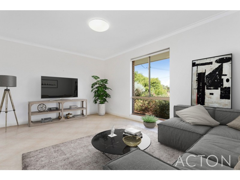 8B Teece Place, Hamilton Hill WA 6163