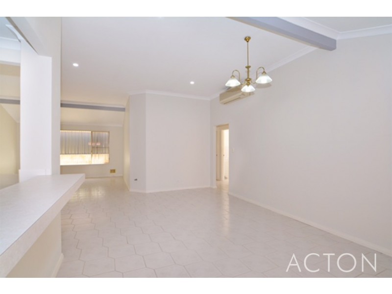 66B Ocean Road, Coogee WA 6166