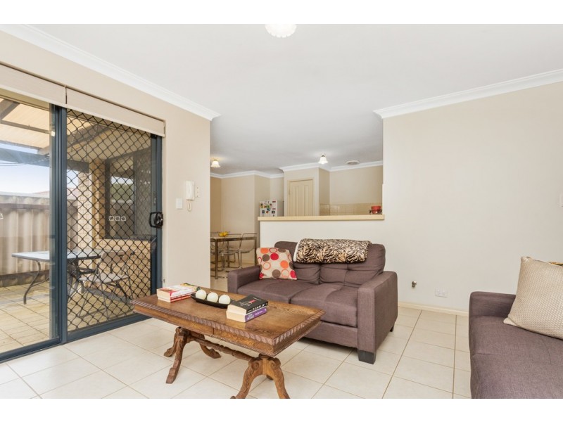 8/91 Phoenix Road, Spearwood WA 6163