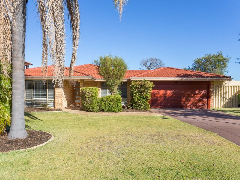9 Careening Way, Coogee WA 6166