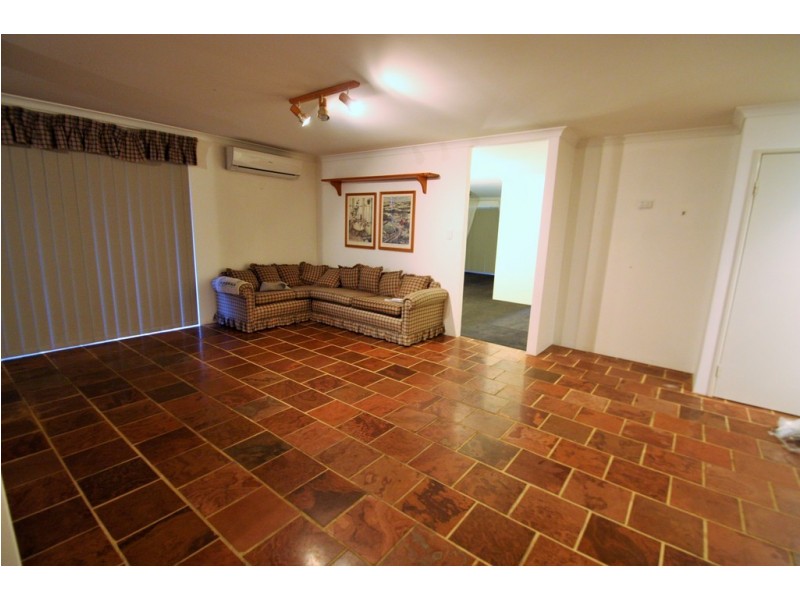 11 Walters Retreat, Atwell WA 6164