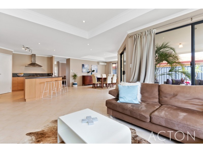 2A Bacich Mews, Munster WA 6166