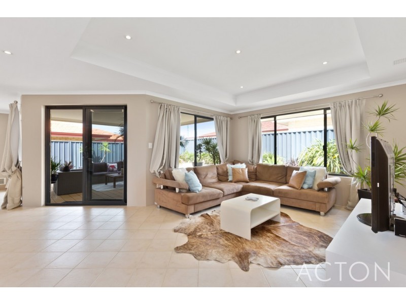 2A Bacich Mews, Munster WA 6166