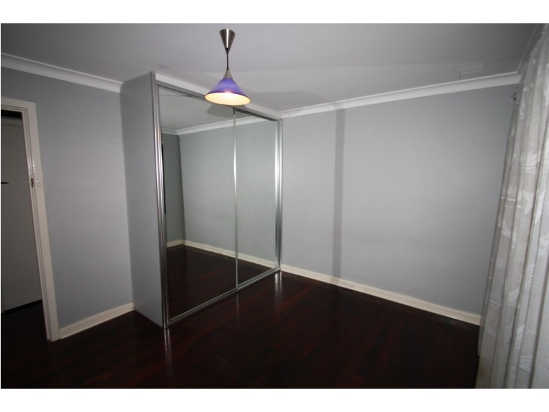 1 Hawkes Street, Coolbellup WA 6163