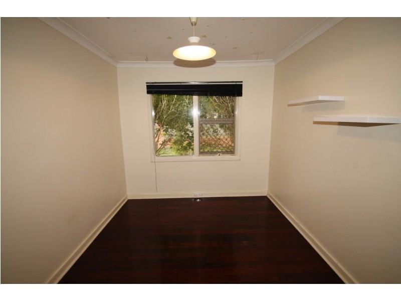 1 Hawkes Street, Coolbellup WA 6163