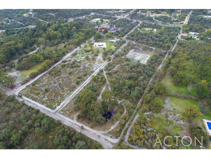 11 Stefanelli Close, Wandi WA 6167