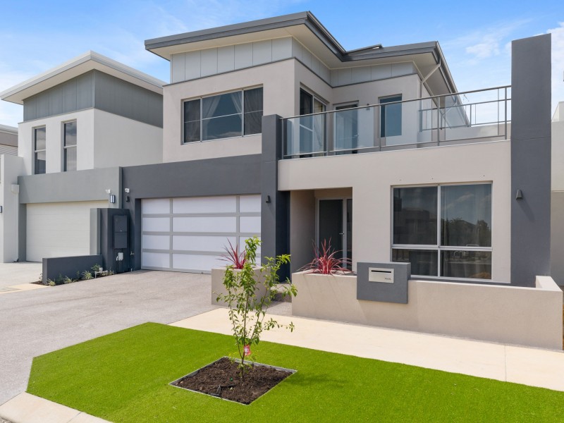 36 Lullworth Terrace, North Coogee WA 6163