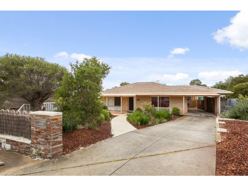 11 Chipper View, Parmelia WA 6167