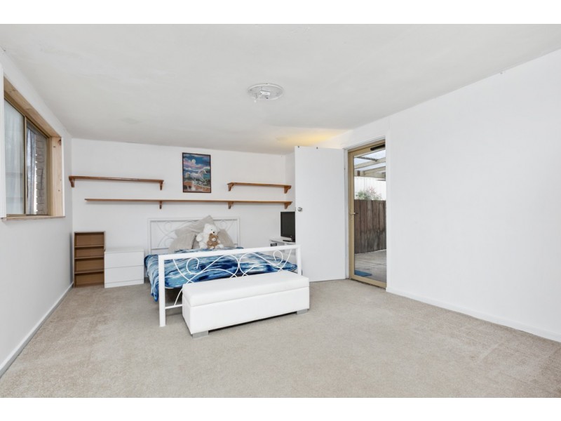 11 Chipper View, Parmelia WA 6167