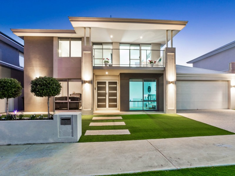 9 Podman Loop, North Coogee WA 6163