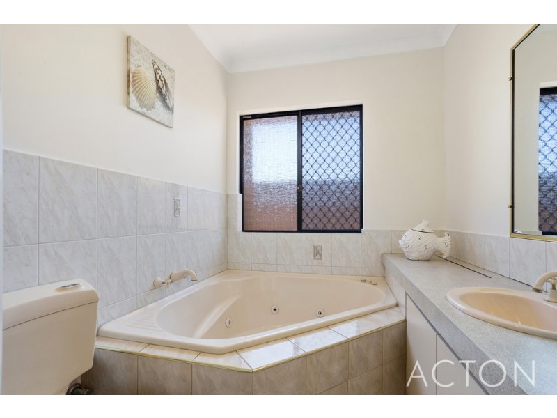 26 Watson Road, Beeliar WA 6164