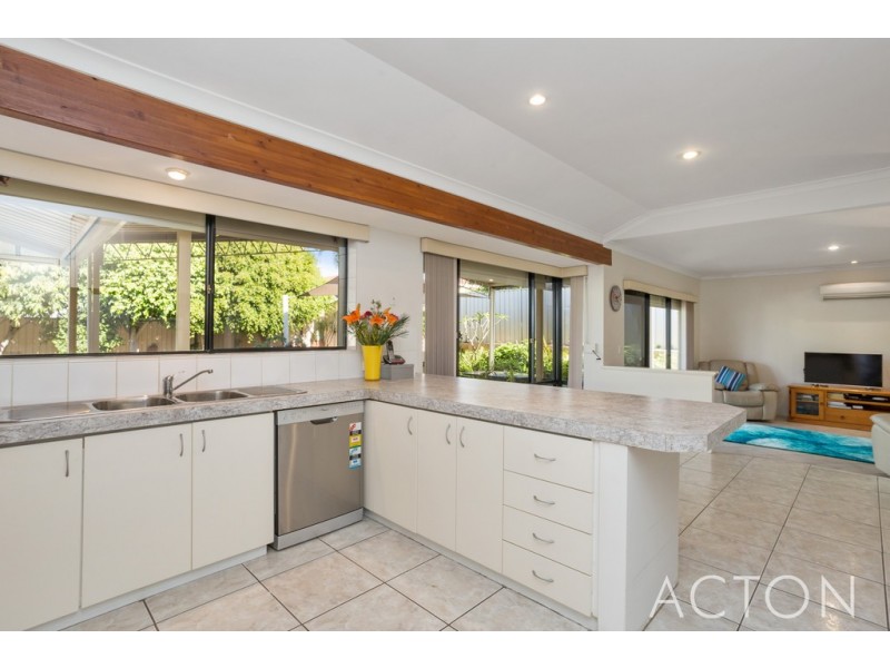 26 Watson Road, Beeliar WA 6164