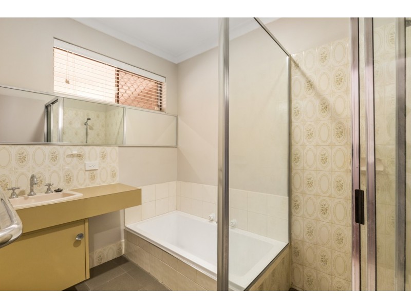 8 Galian Way, Spearwood WA 6163