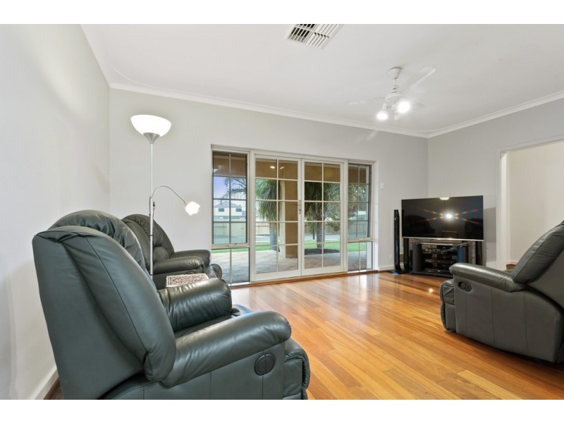 18 Joyce Avenue, Hamilton Hill WA 6163