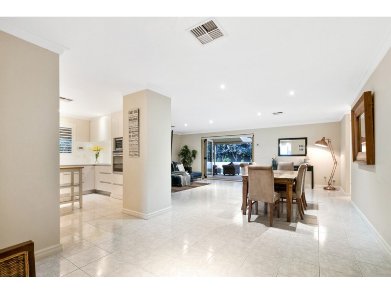 2 Carrello Circuit, Coogee WA 6166