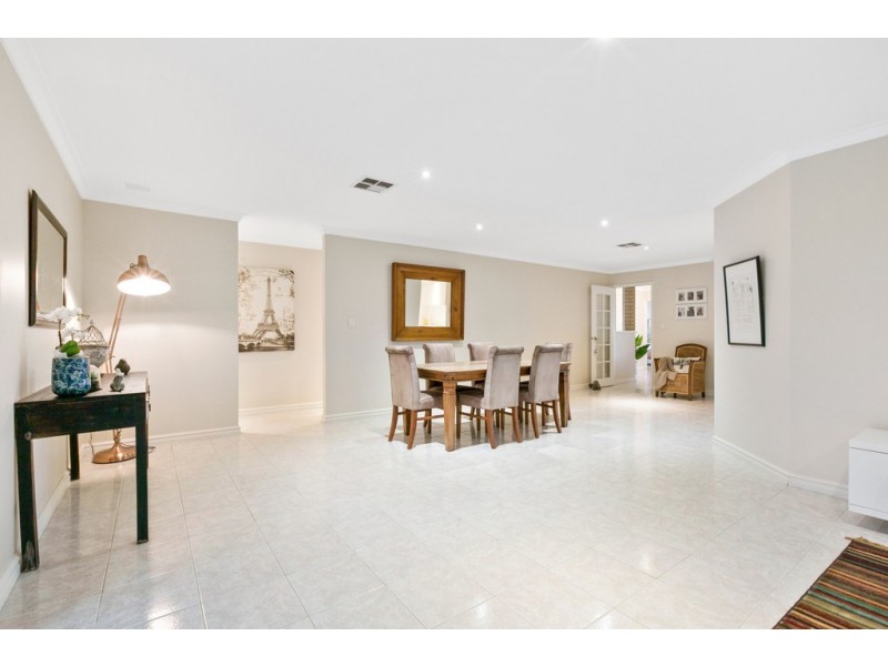 2 Carrello Circuit, Coogee WA 6166