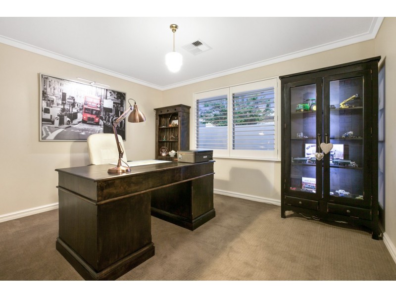 2 Carrello Circuit, Coogee WA 6166